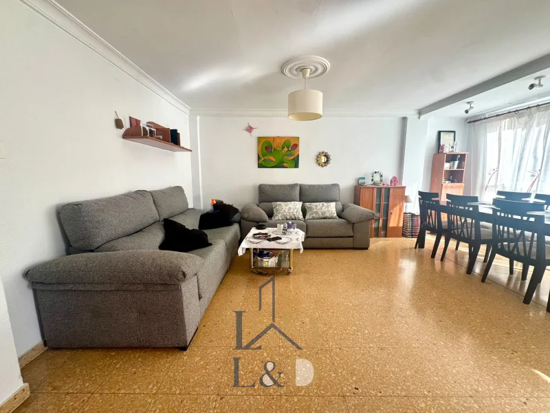 PISO 120M² 4 HABITACIONES EN C/ ALMENDRO PUERTO SAGUNTO