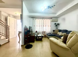 Fotografia del inmueble ADOSADO DE 144 m² CON AMPLIA BUHARDILLA Y TERRAZA EN PUERTO SAGUNTO