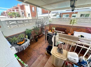 Fotografia del inmueble ADOSADO DE 144 m² CON AMPLIA BUHARDILLA Y TERRAZA EN PUERTO SAGUNTO