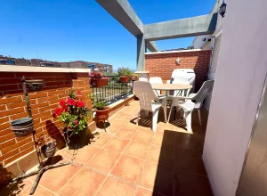 Fotografia del inmueble ADOSADO DE 144 m² CON AMPLIA BUHARDILLA Y TERRAZA EN PUERTO SAGUNTO